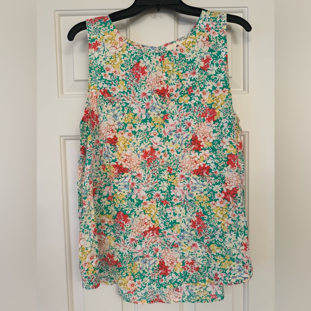 Large Floral Sleeveless Blouse